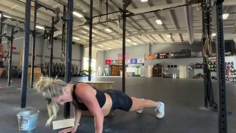 Riley Gaines 💪 I did it at 36 weeks pregnant. Although the pull-ups weren't pretty