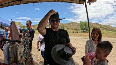 🤠 Expat in the Philippines, Trying Cowboy Hats! | Communal Ranch, Impasugong Bukidnon 🇵🇭