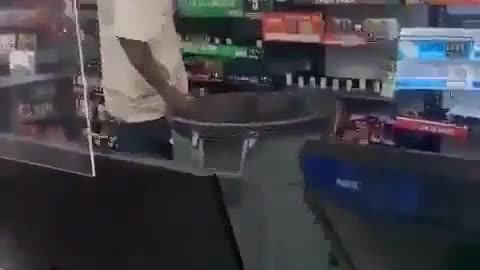 😂😱 You Won't Believe This Store Robbery Fail! | FunFM
