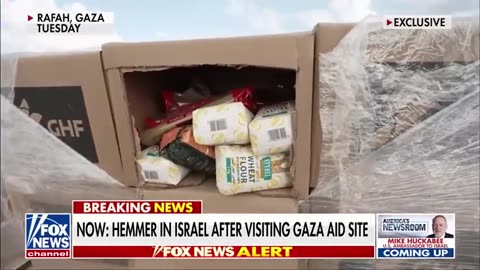'HUMAN TIDAL WAVE'_ Desperate Gazans swarm aid site
