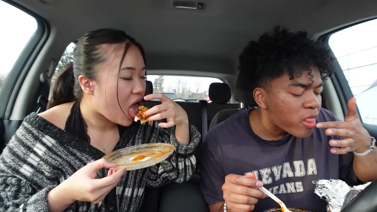 Trying INDIAN FOOD for the FIRST TIME!