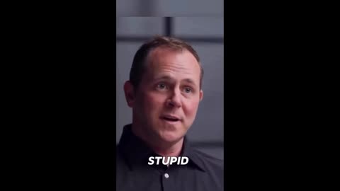 Social Media-Even Experts in Mind Control Abstain