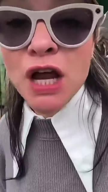 This pointy-collared liberal wants to punch and stomp