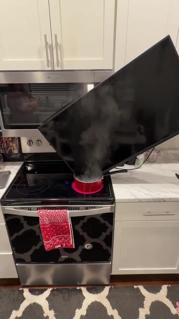 Boiling My TV Because I Have Fee Will
