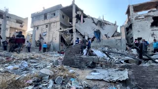 Gazans are still waiting for aid, as pressure mounts on Israel