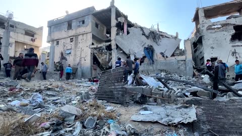 Gazans are still waiting for aid, as pressure mounts on Israel