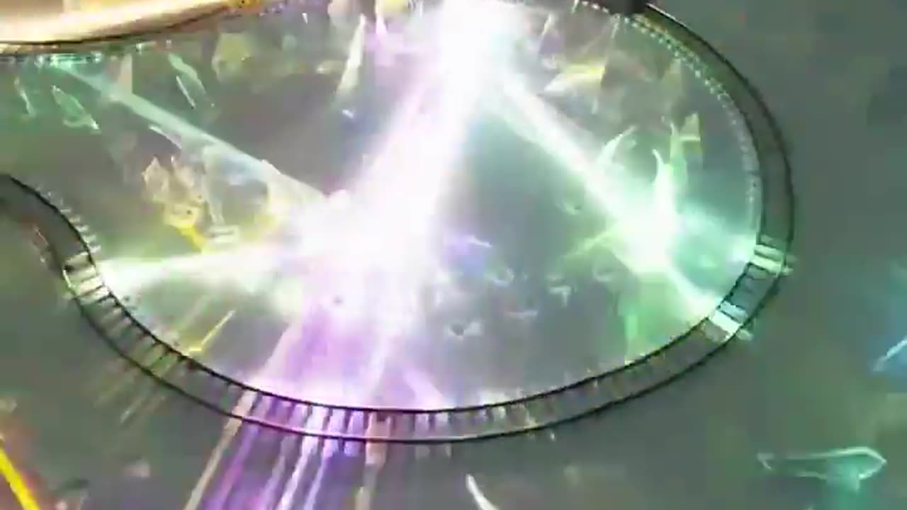 ✨🔬 The Stunning Physics of Light on Broken Glass! | FeedMyCuriosity