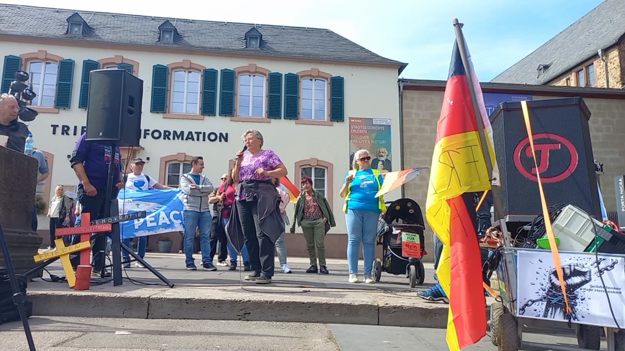 Demo Trier, 19. April 2025 - Moni & Charles