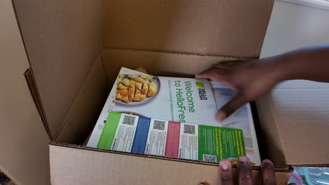 I TRIED HELLO FRESH FOR THE FIRST TIME IN NEWFOUNDLAND!