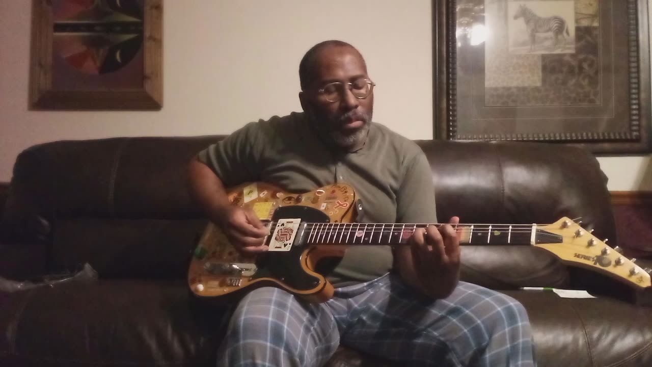 Strangers in the Night 🌃 [747 (Saxon)] #short