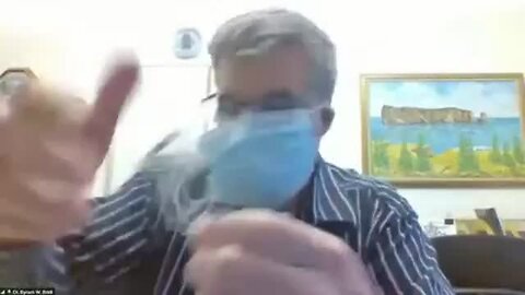 "Viral Immunologist Dr. Byram Bridle Debunks Mask Efficacy Through Simple Experiment"