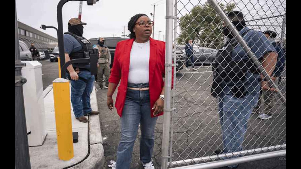 Dem Indicted After Confrontation at ICE Detention Center, Faces 17 Years in Prison
