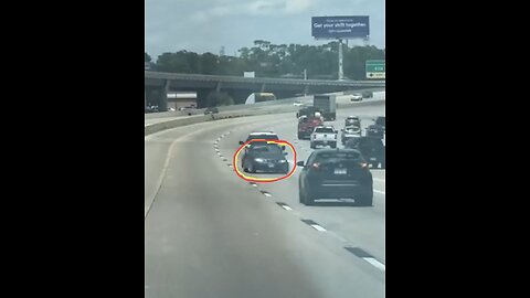 RECKLESS TOWING CAR🚛🚗🛣️🚕📸CAUSE PANIC-CHAOS ON BUSY FREEWAY IN HOUSTON🚗🛣️🚙💫