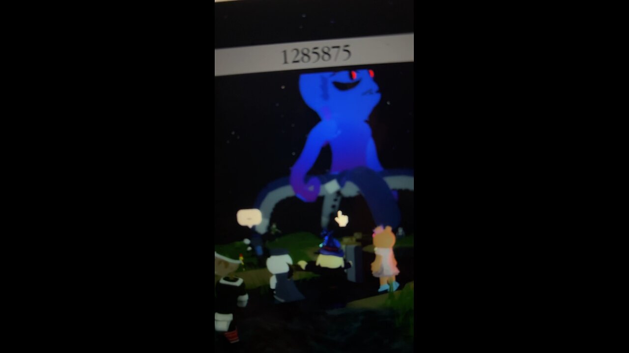when a admin joins the piggy battle and does this
