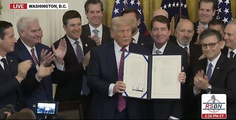 TRUMP❤️🇺🇸🥇🪽🕺PARTICIPATE IN SIGNING CEREMONY🤍🇺🇸🏅🪽📃✍️OF THE GENIUS ACT💙🇺🇸🏅🪽🏛️⭐️