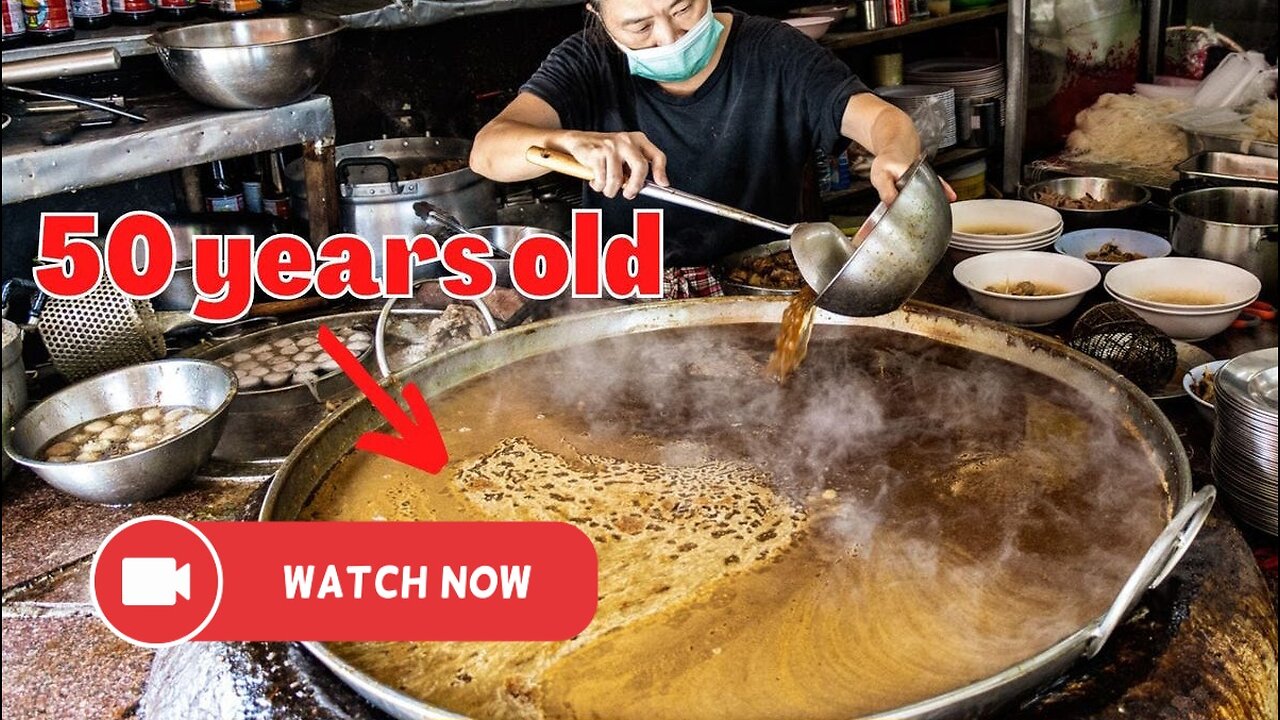 The Miracle of "Eternal Broth" in Bangkok – A Culinary Story That Lasts Over 45 Years!