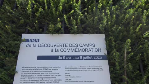 de la DE couverte Des Camps a la COMMERALIAN Paris. in memory of the holocaust 2025