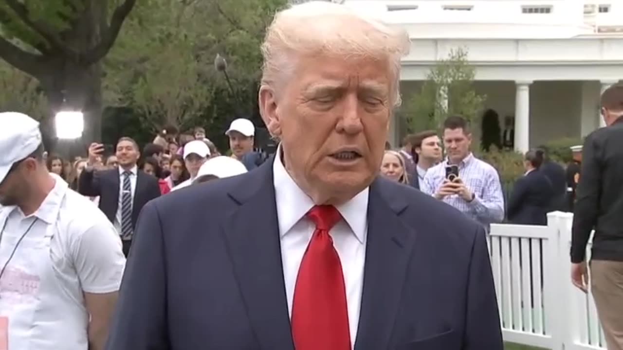 Donald Trump’s Shocking Words About Catholics & Hegseth #Shorts