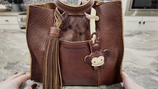 Whats in my Portland Leather Bag.