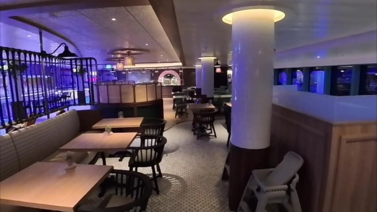 Giovanni's Italian at Star of the Seas Deck 6!