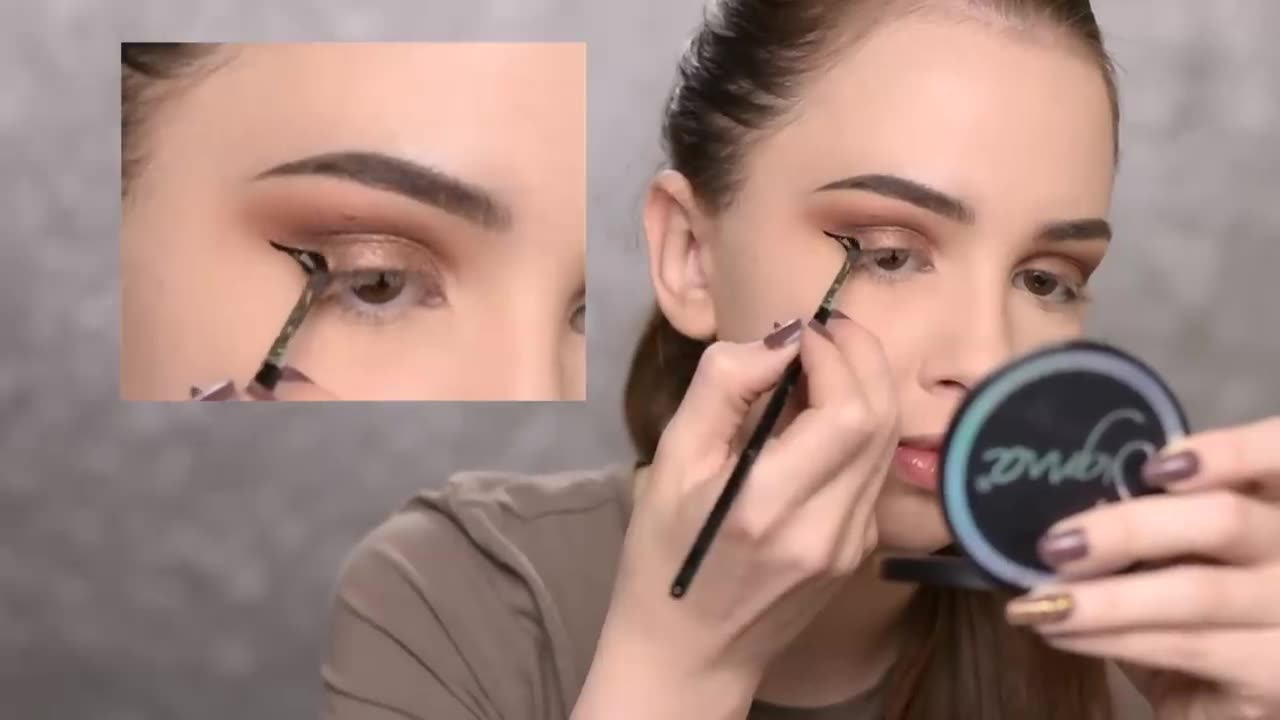 Easy copper glitter smokey eye makeup tutorial