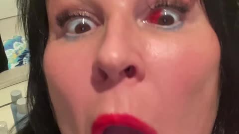 Bloodshoot Eye Hack