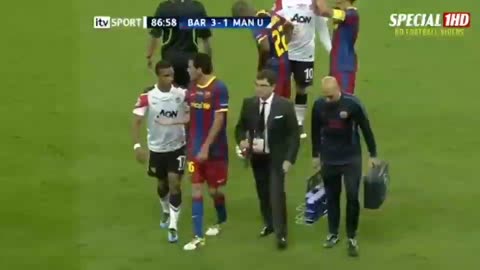 respect_momment_playing_football__part 1