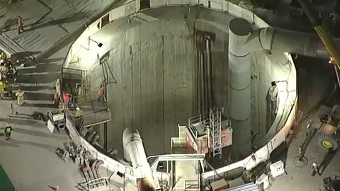 LA tunnel collapse: Crews work to rescue trapped workers