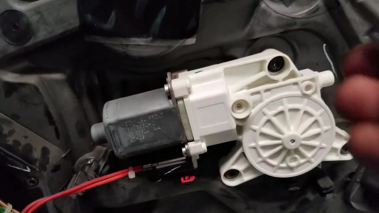 2008 Dodge Avenger window regulator replacement.