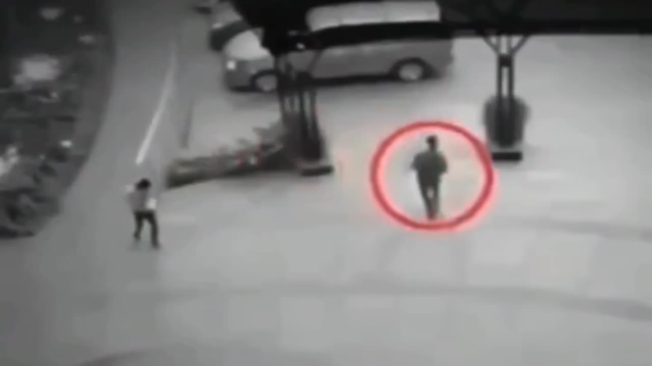 👻😨 Spirit Exits and Enters a New Host! Is It Real? | TheHauntingHour