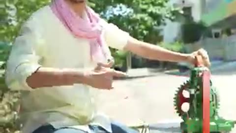 Electric vs Manual Sugarcane Juicer!