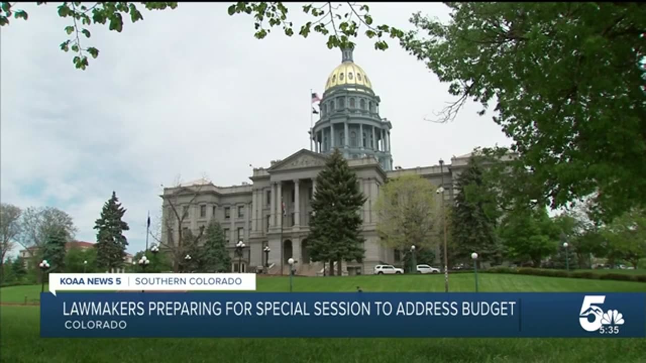 Colorado’s Emergency Session: $800M Cuts and a Threat to Gray Wolf Reintroduction