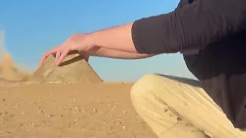 This Is How The Pyramids Were Built