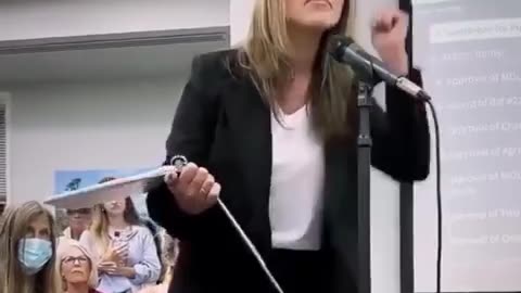 This mom is scorching the school board