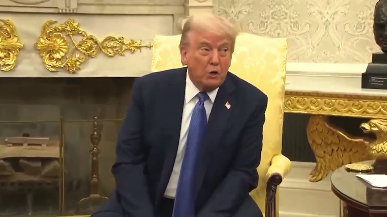 President Trump slams Obama for giving up Crimea