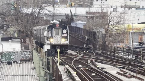 MTA NYC Transit: R143 (L) Trains at Broadway Junction