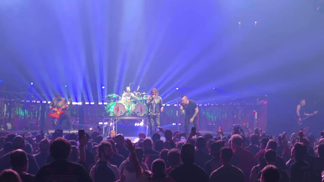 Three Days Grace - Never too late, Canadian Tire Centre 22_06_25