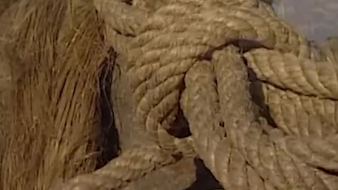 Craft of spinning and braiding hemp fibers
