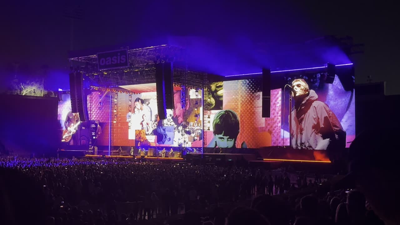 Stand by Me - Oasis Live 25