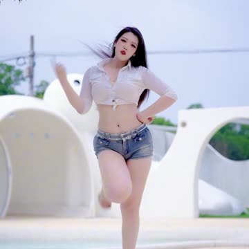 Korean girl sexy dancing in livestreaming 🩰l #BeutifulGirl