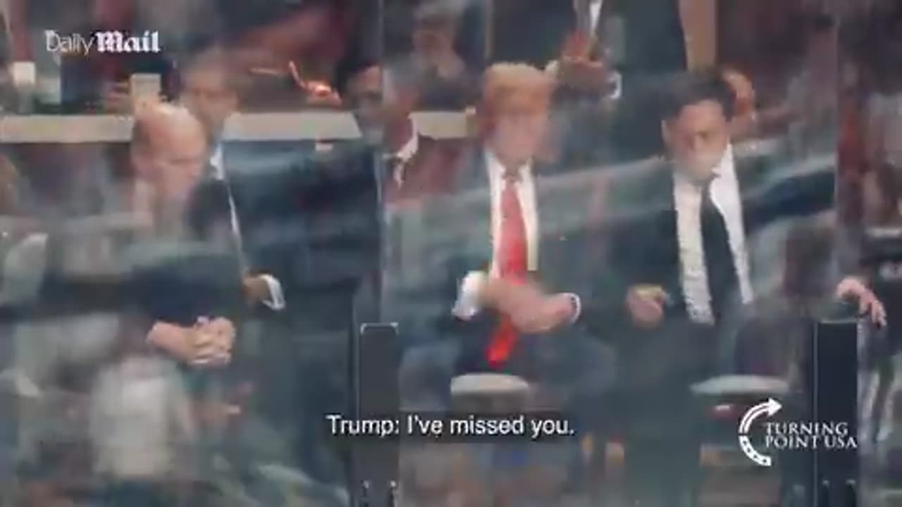 Lipreader Reveals What Trump Said to Musk