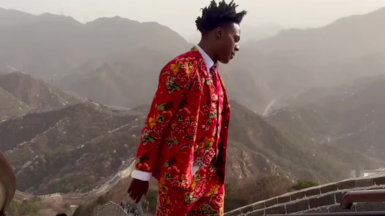 iShowSpeed BACKFLIPS on the GREAT WALL of CHINA – Insane Moment!