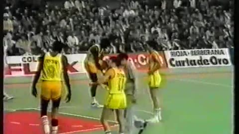 "Real Madrid vs Maccabi Elite Tel-Aviv" FINAL COPA EUROPA'80 (27 de Marzo, 1980) en español
