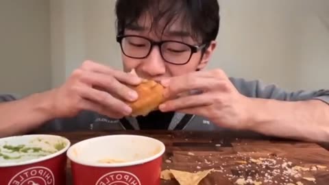 ASMR MUKBANG