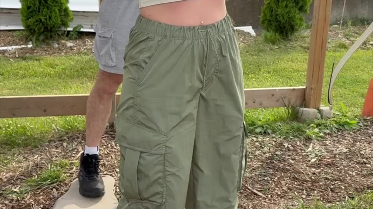 First-Time Archer: Slow Motion Release to Bullseye 🏹✨