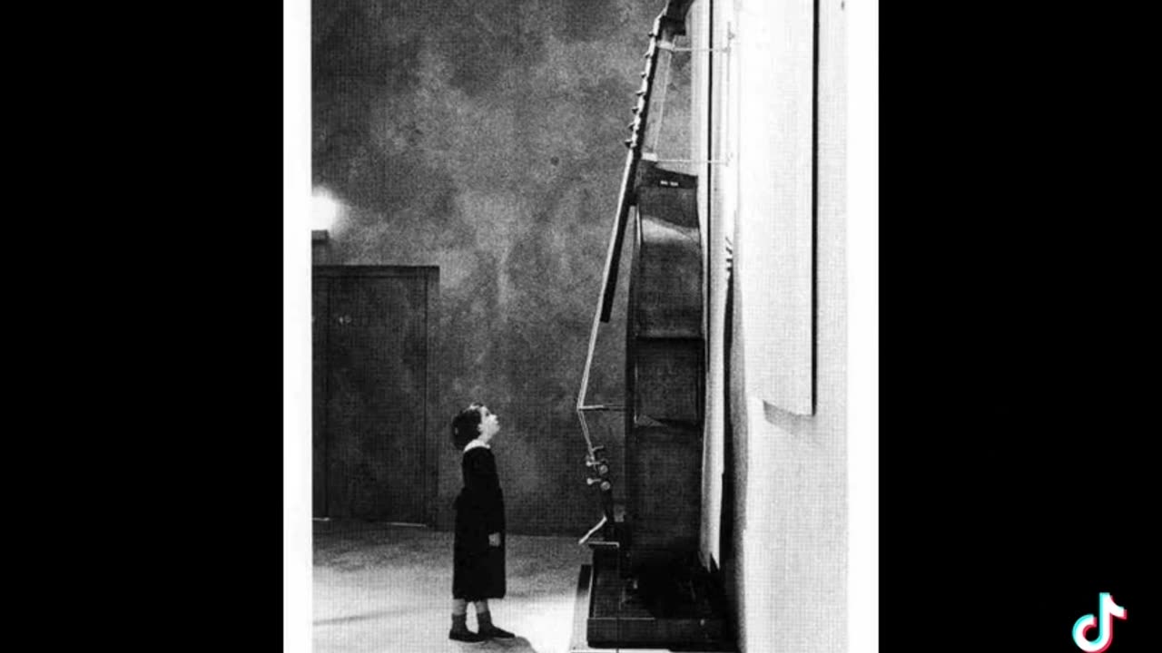 THE REMAINS OF OUR MUCH LARGER PAST..BEST PROOF YOU CAN FIND OF GIANTS IN HUNDREDS OF NEWS ARTICLES FROM ACROSS THE WORLD