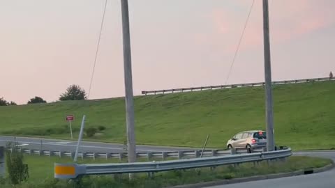 Driver Drives Into Oncoming Traffic