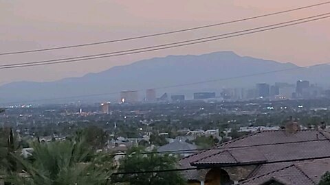 Did you SEE tonight's HAZY Las Vegas sunset? Check THIS out! 07.16.2025 #follow #lasvegas #gaming