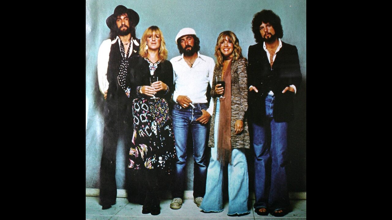 You Make Lovin’ Fun ~ Fleetwood Mac ( Live )