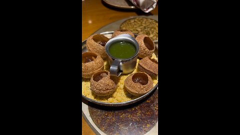 Gol Guppa Shots